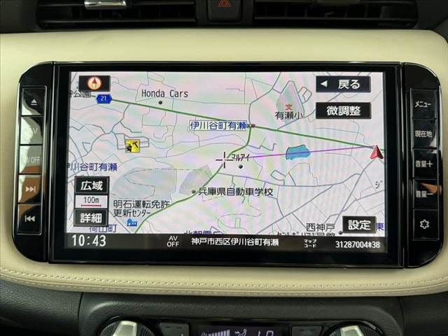 Car thumbnail 4