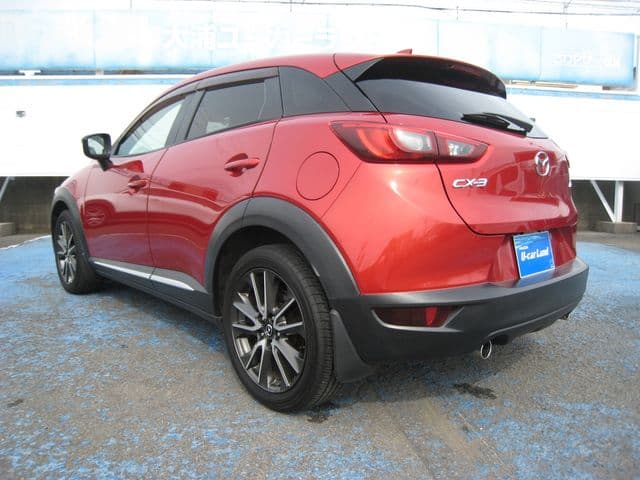 Car thumbnail 3