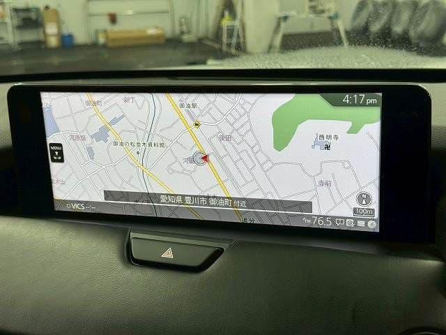 Car thumbnail 3