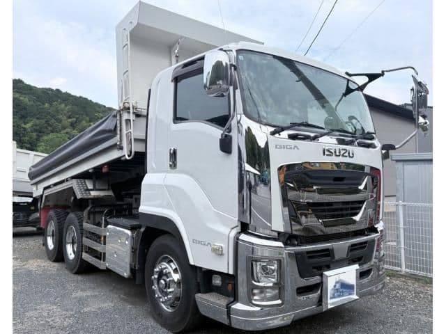ISUZU