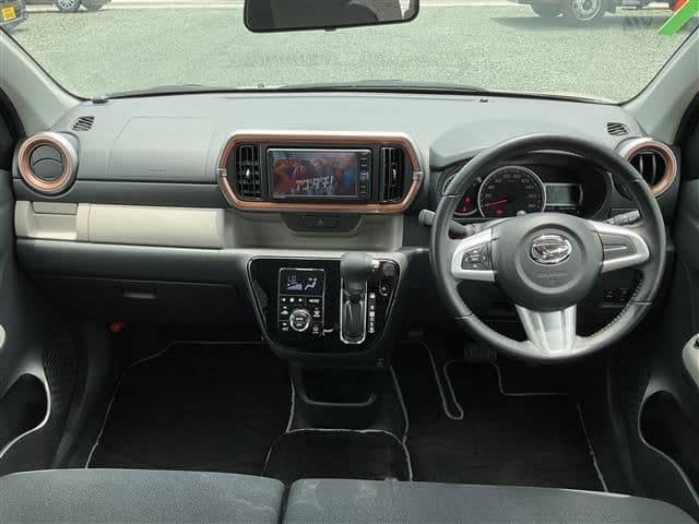 Car thumbnail 2
