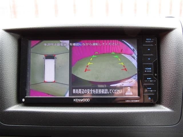 Car thumbnail 4