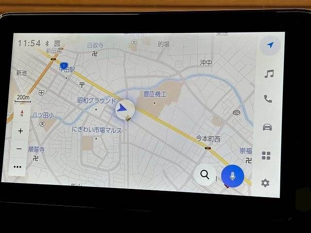 Car thumbnail 3
