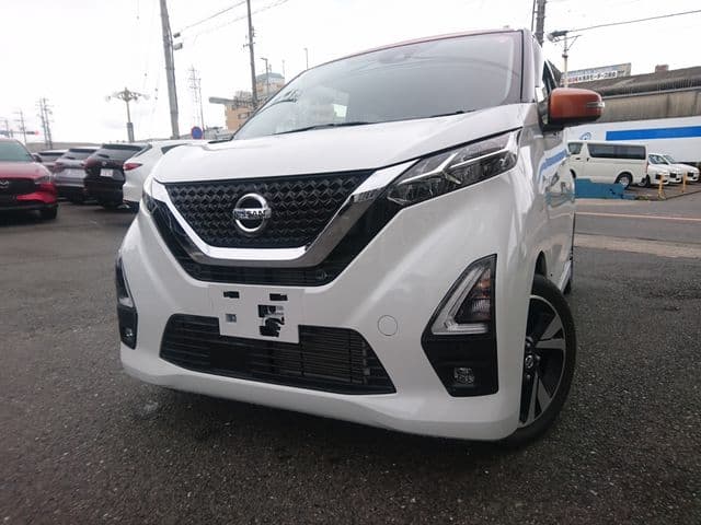NISSAN