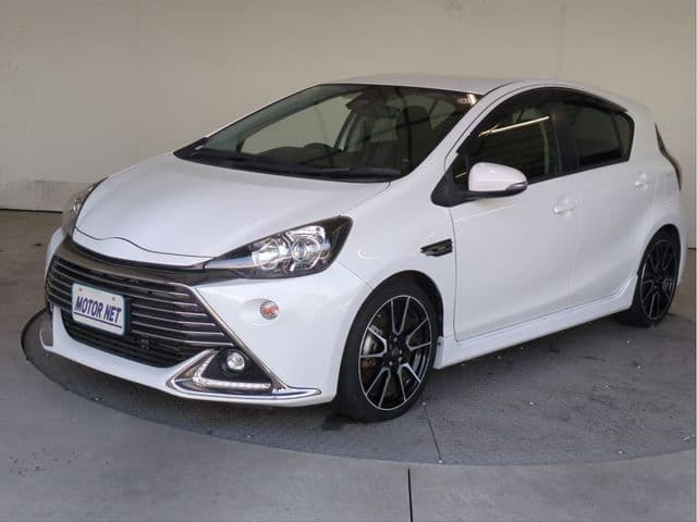 Car image 1
