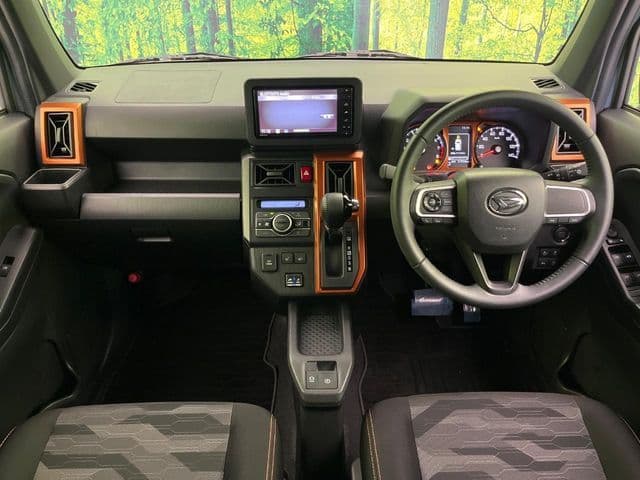 Car thumbnail 2