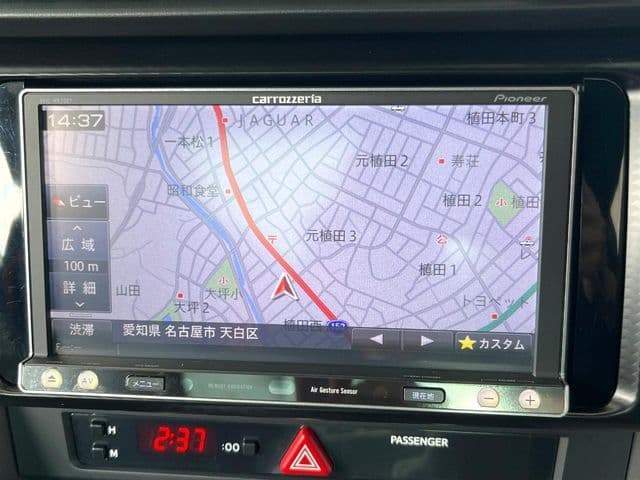 Car thumbnail 3