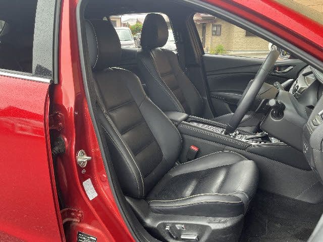 Car thumbnail 4