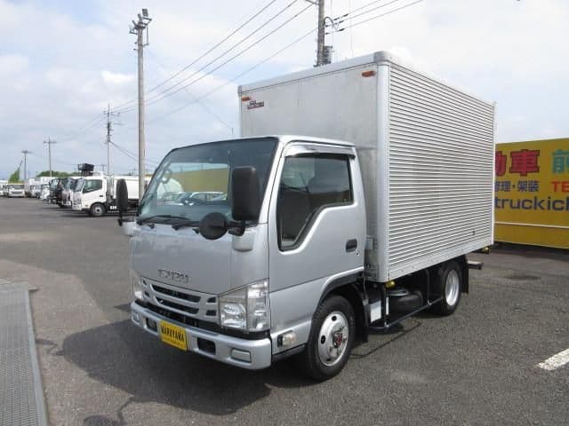 ISUZU