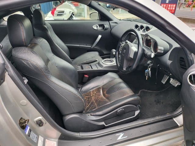 Car thumbnail 4
