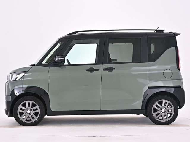 Car thumbnail 3