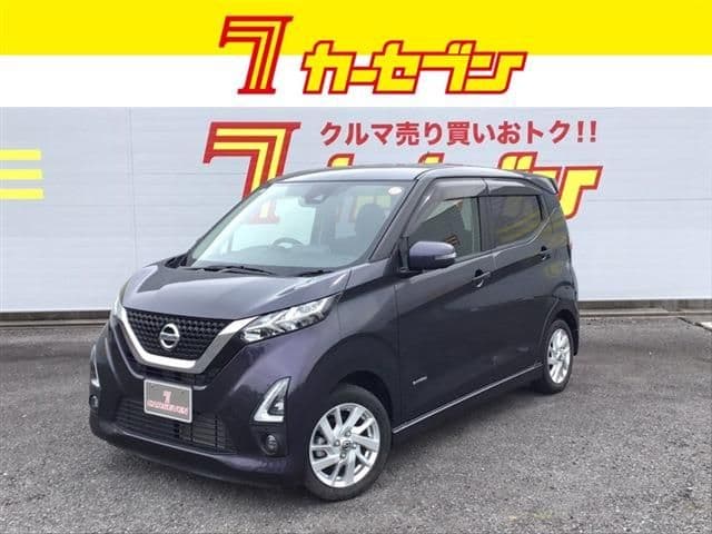 NISSAN
