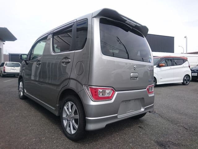 Car thumbnail 3
