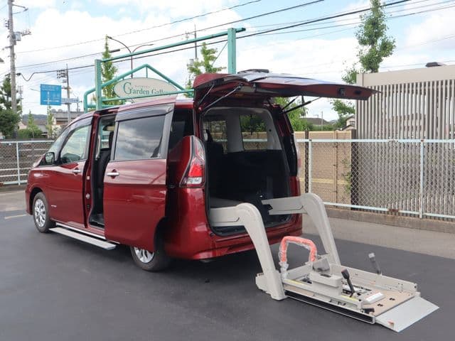 NISSAN