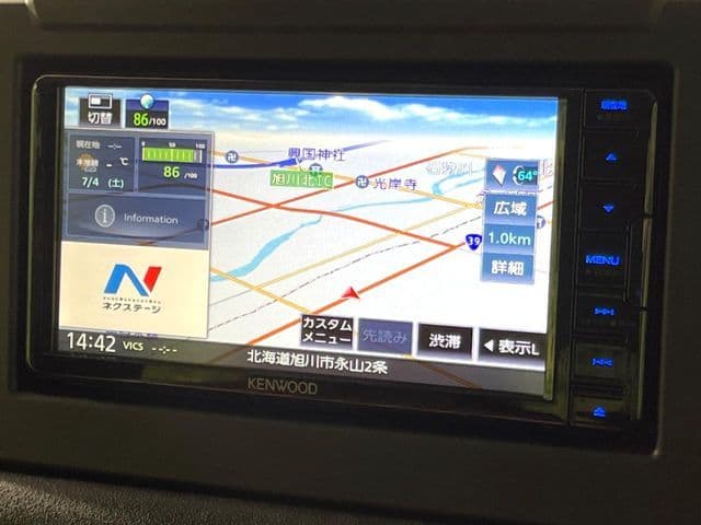 Car thumbnail 4