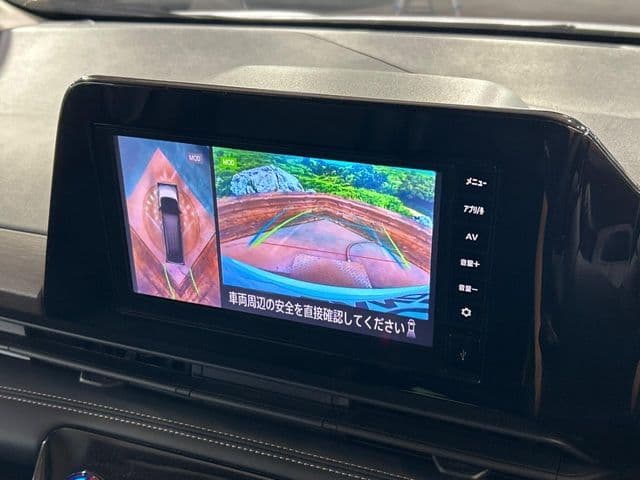 Car thumbnail 4