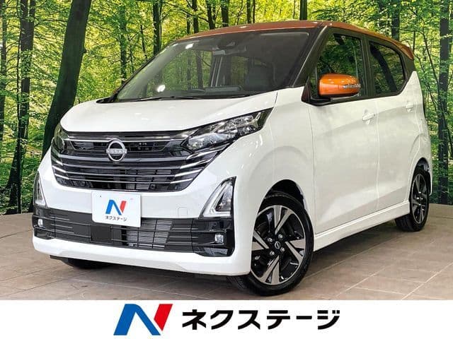 NISSAN