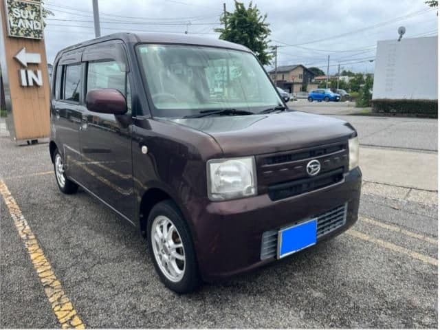 DAIHATSU MOVE CONTE 4WD