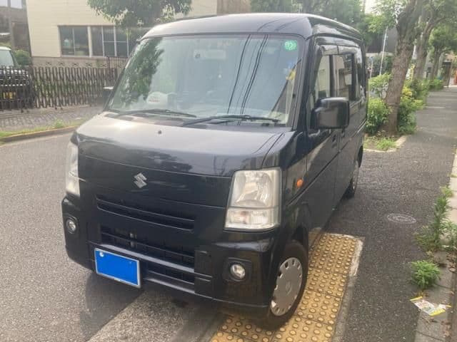 SUZUKI