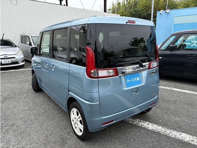 Car thumbnail 4