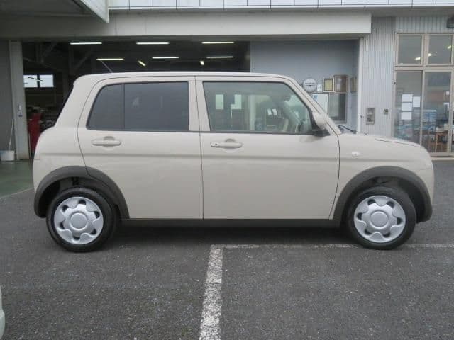 Car thumbnail 4