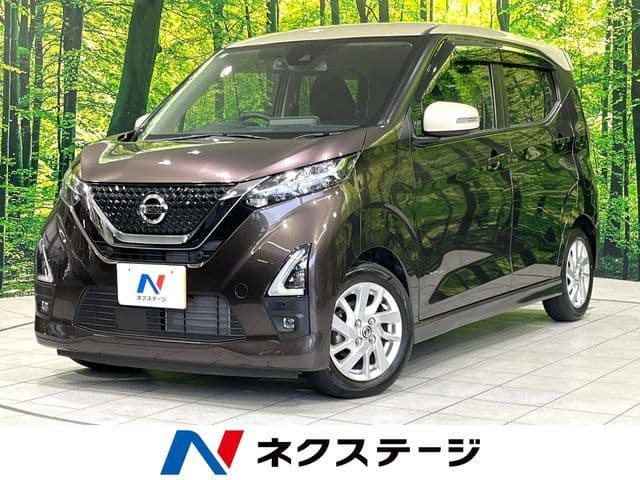 NISSAN