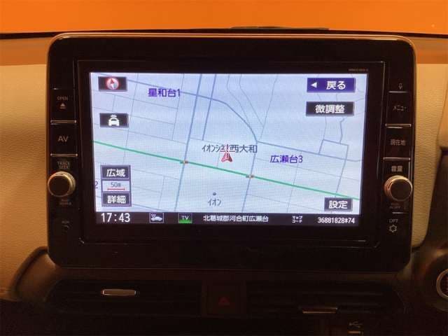 Car thumbnail 3