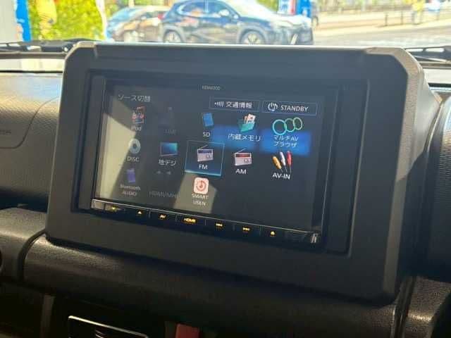 Car thumbnail 4