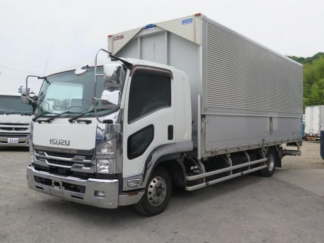 ISUZU