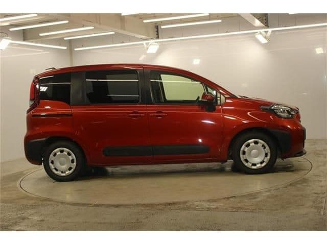 Car thumbnail 4