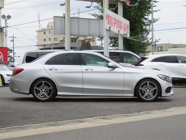 Car thumbnail 4