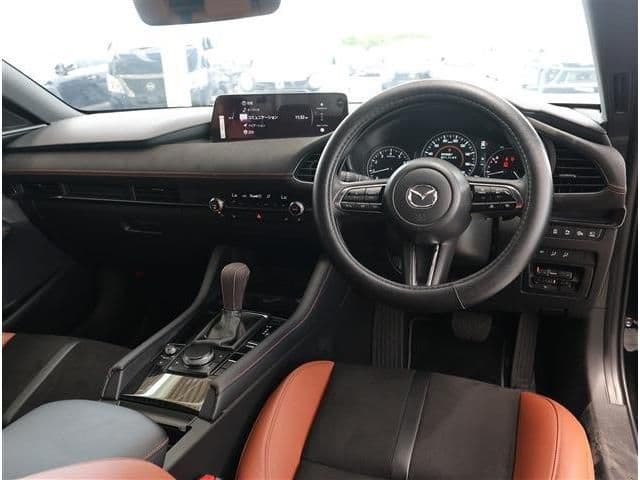 Car thumbnail 2