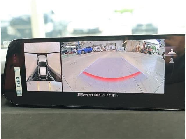 Car thumbnail 4
