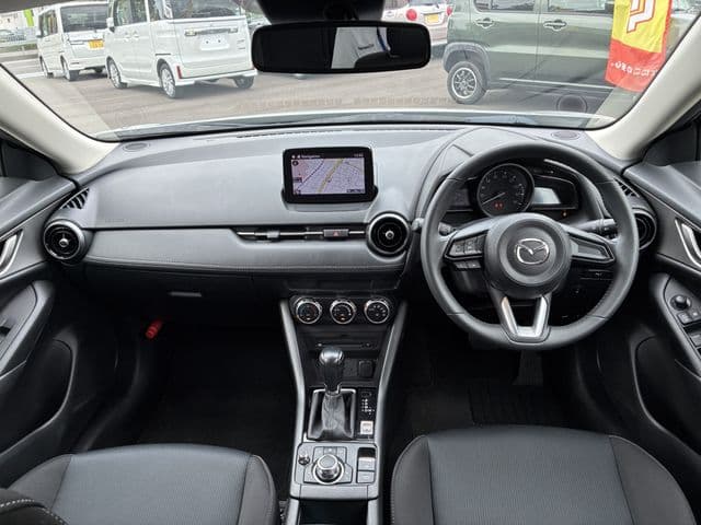 Car thumbnail 3