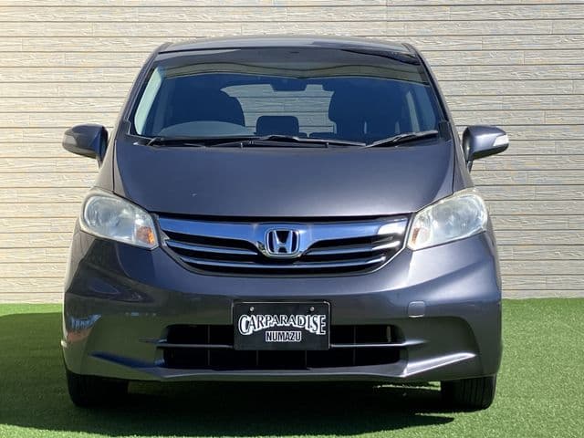 Car thumbnail 3