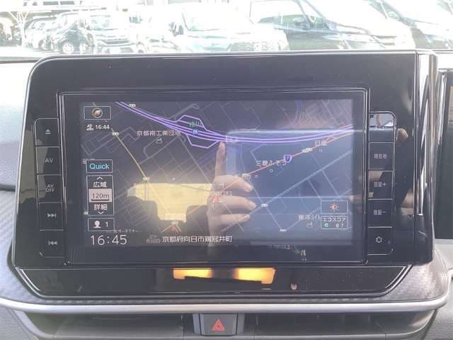 Car thumbnail 4