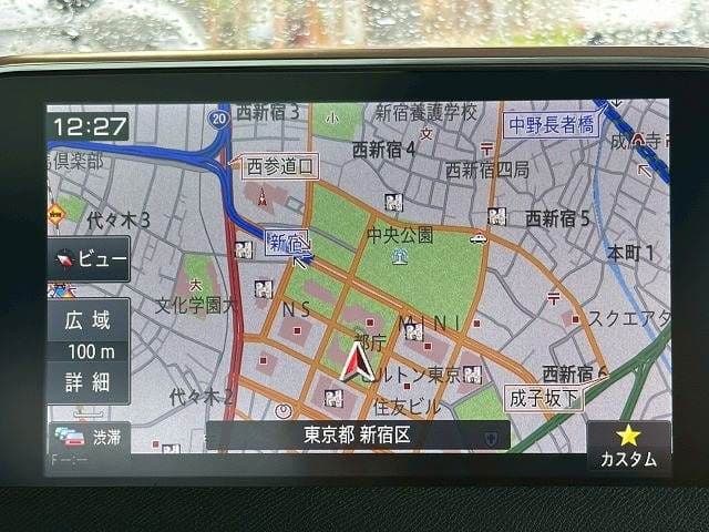 Car thumbnail 3