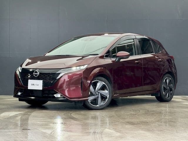 NISSAN