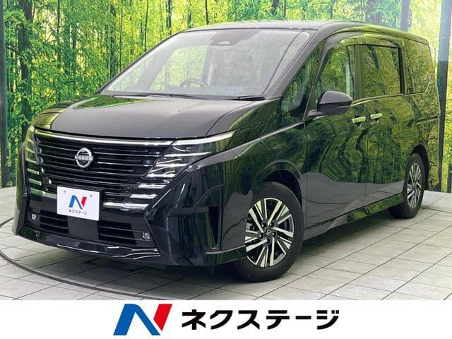 NISSAN
