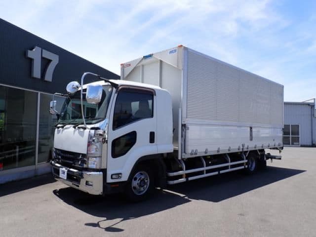 ISUZU