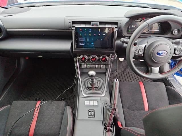 Car thumbnail 3