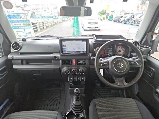 Car thumbnail 3