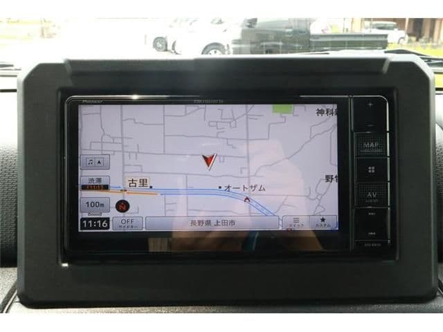 Car thumbnail 3