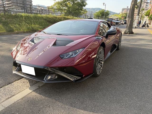 LAMBORGHINI LAMBORGHINI HURACAN