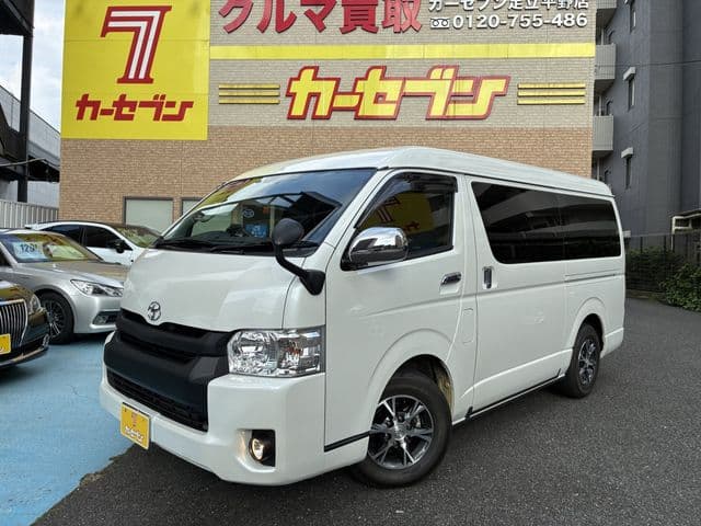 Car image 1