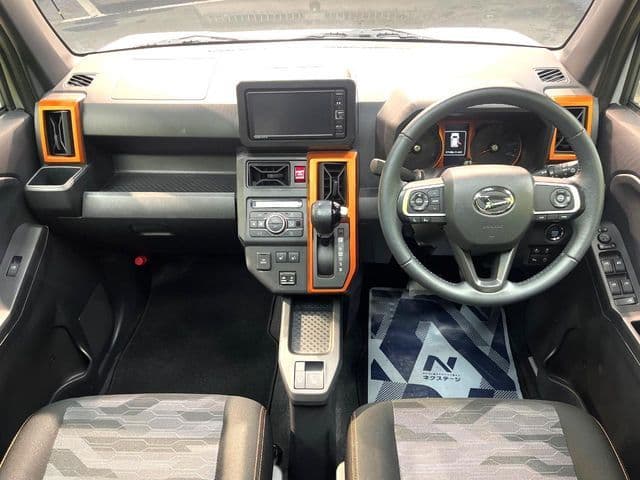 Car thumbnail 2