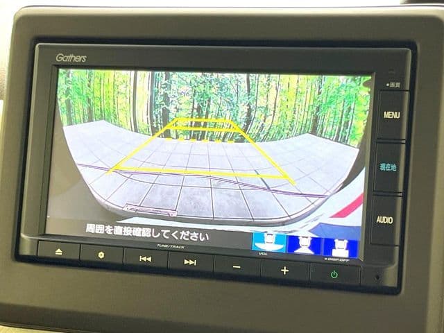 Car thumbnail 4