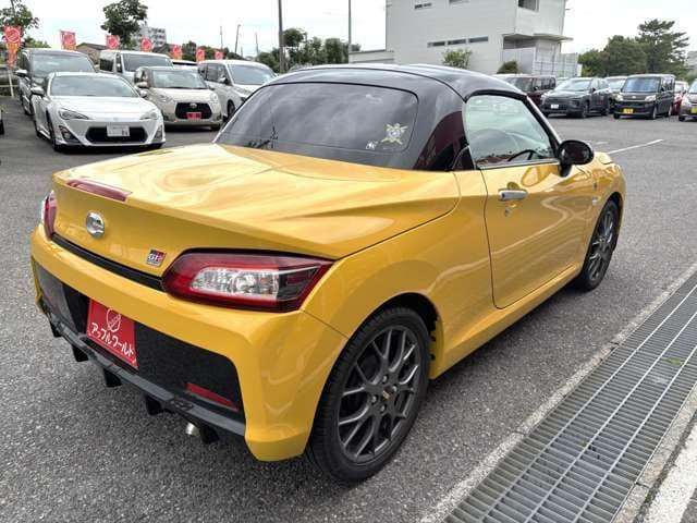 Car thumbnail 2