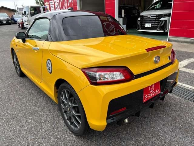 Car thumbnail 4