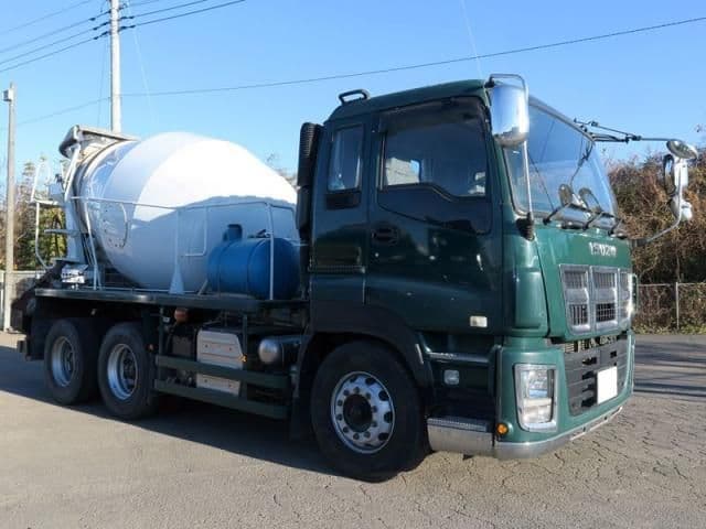 ISUZU